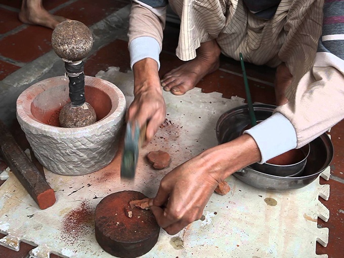 fabriquer des couleurs en matieres naturelles
