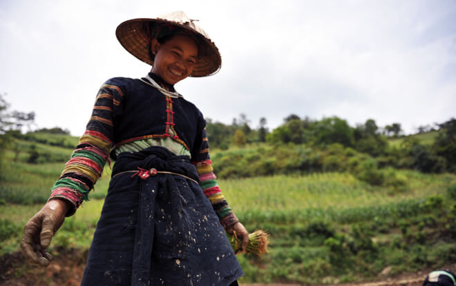 Femme lolo noir Vietnam 