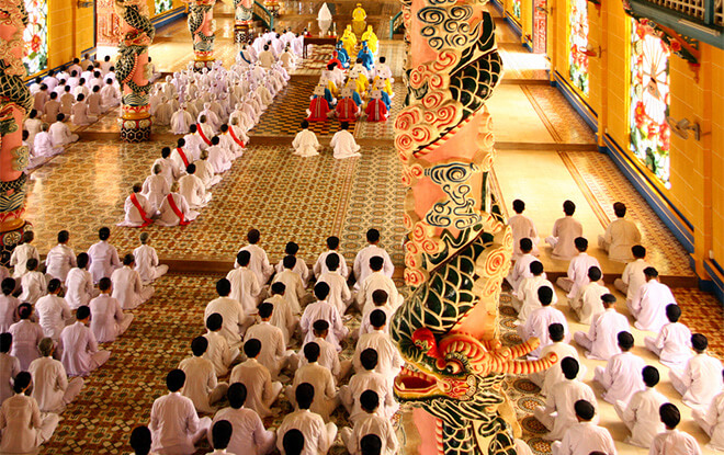 Temple Cao Dai Vietnam 