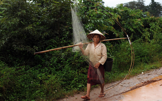Chez les Lao de l’île de Don Daeng, « l’île rouge »