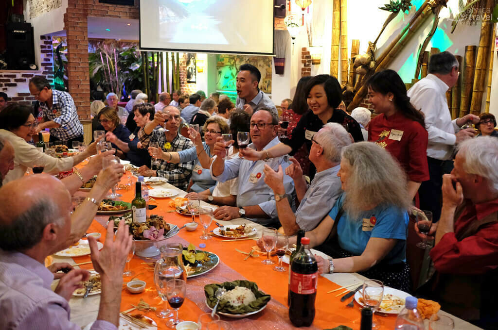 Convivialité soirée Ambassadeurs Paris
