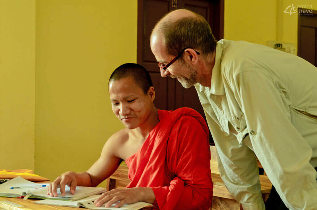 Leherpeur rencontre moine